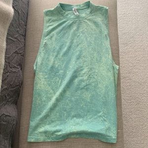 Lululemon muscle tee